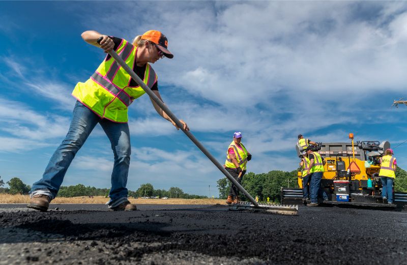 Stratenmaker in Alphen Aan Den Rijn